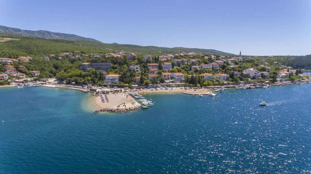 Apartment In Jadranovo 41868 Croatia